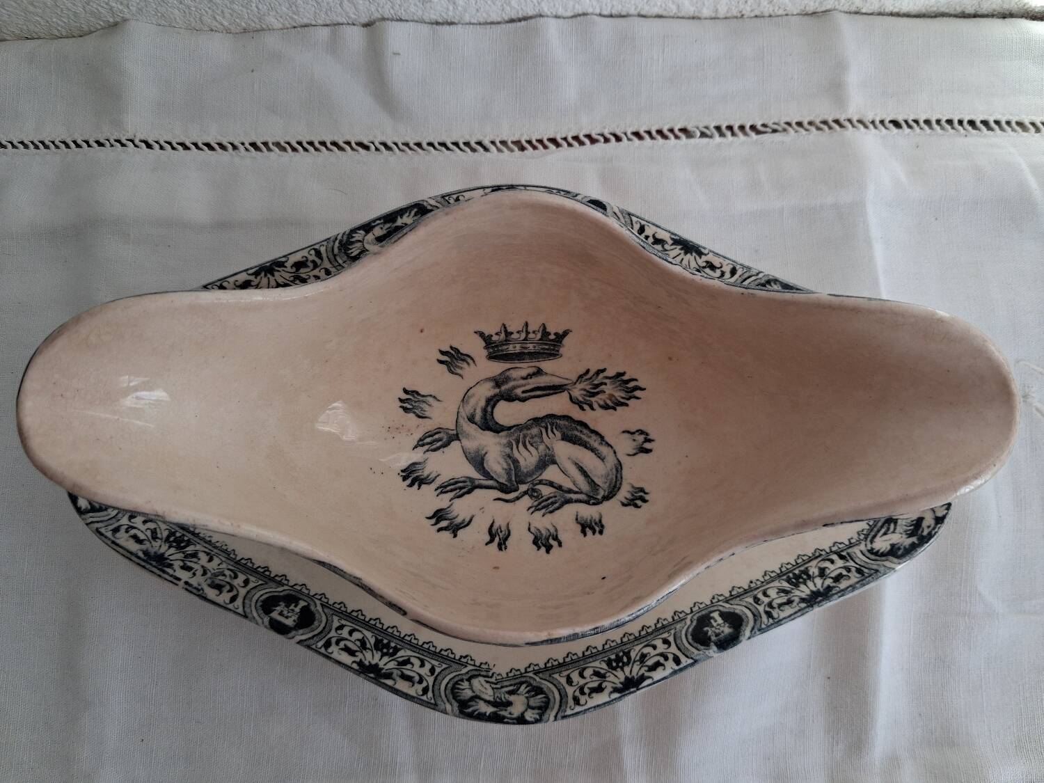 Saucière Terre de Fer Salins Francois 1er
