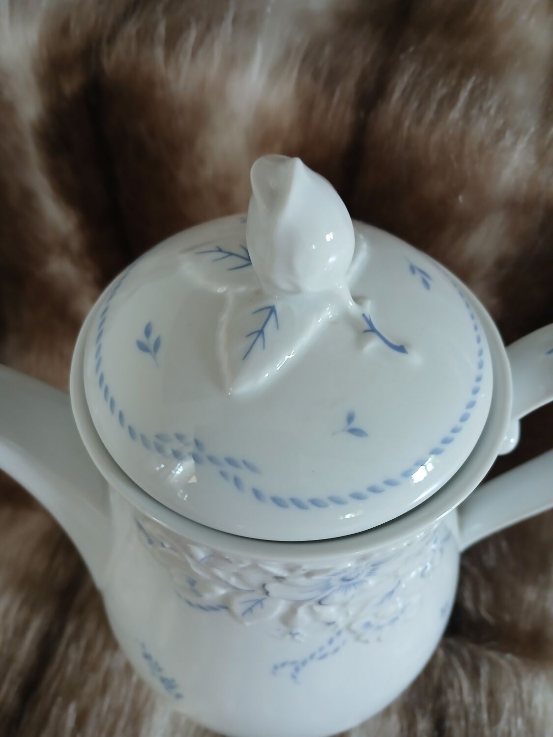 Antique Bavaria "Heiderose" coffee pot/teapot