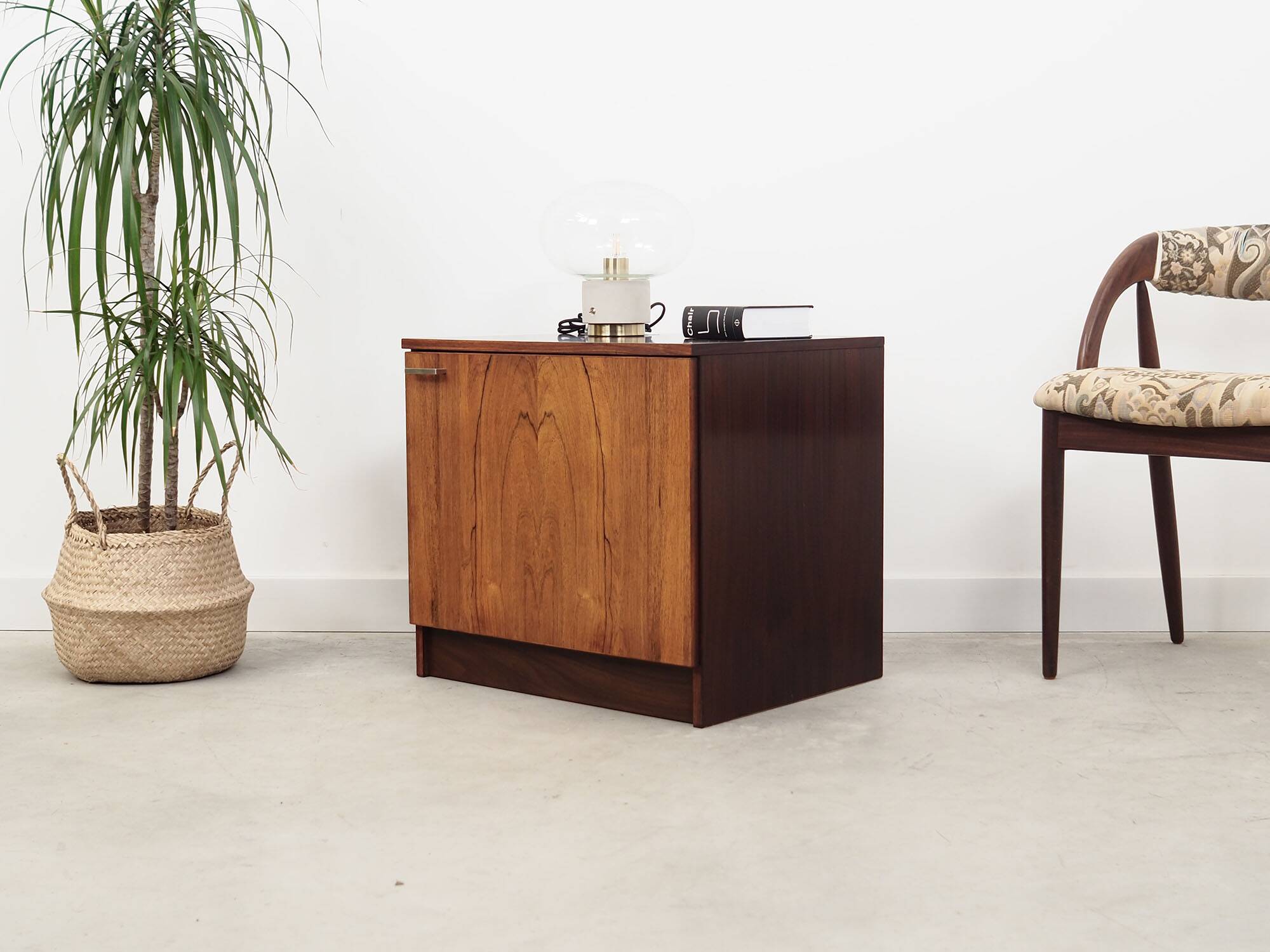 Meuble en palissandre, design danois, années 1960, production : Danemark