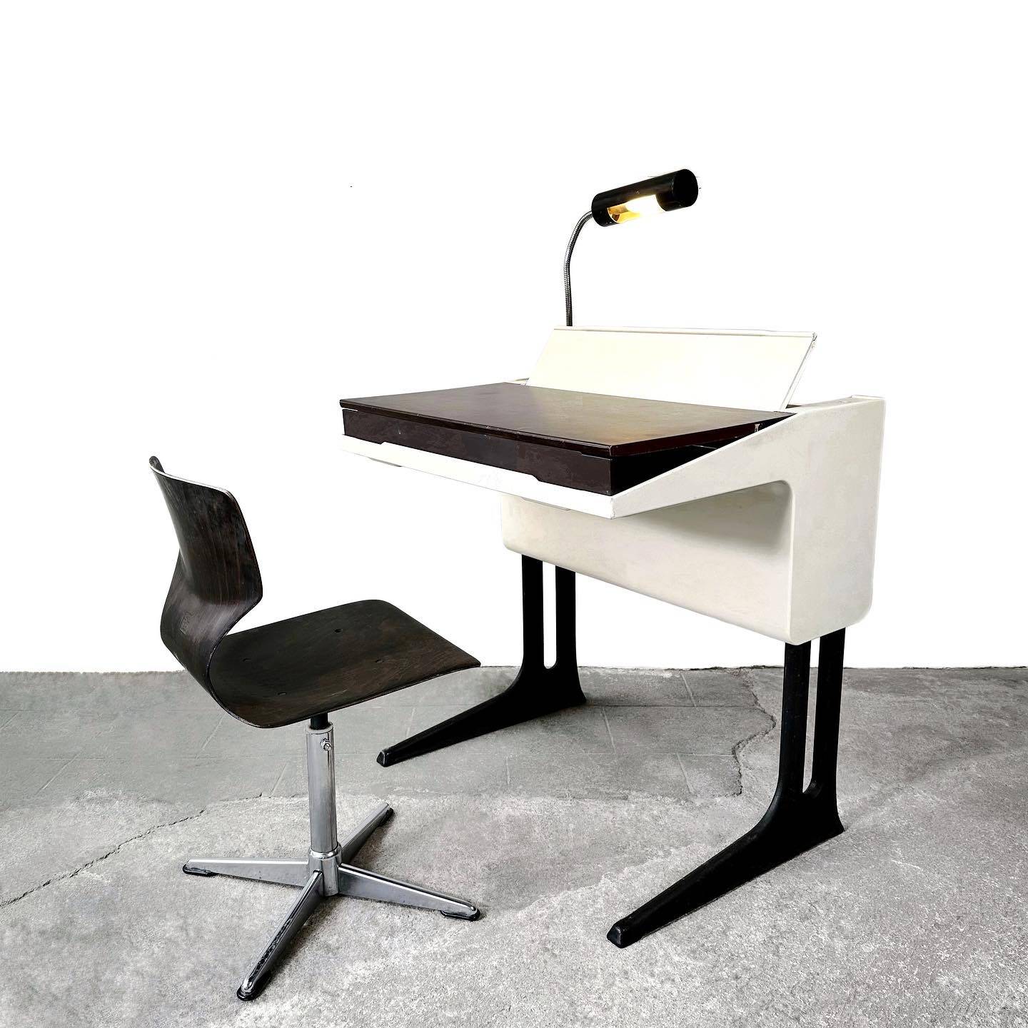 Extendable desk and chair by Luigi Colani, 1970