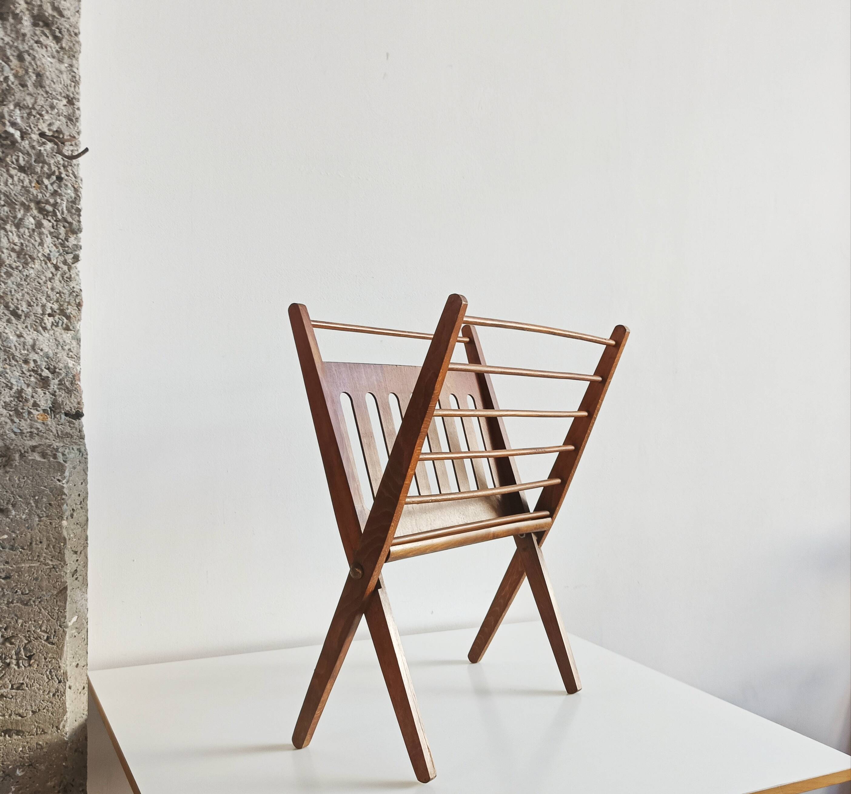 Cees Braakman folding magazine rack, Pastoe