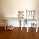 Chaise pour enfant en bois ancien
