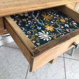 Small desk