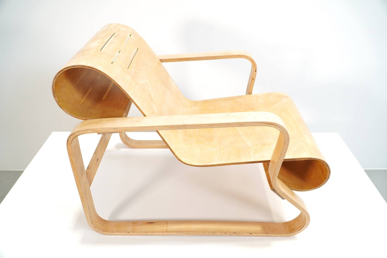 Alvar Aalto, Early Paimio Chair Model 41