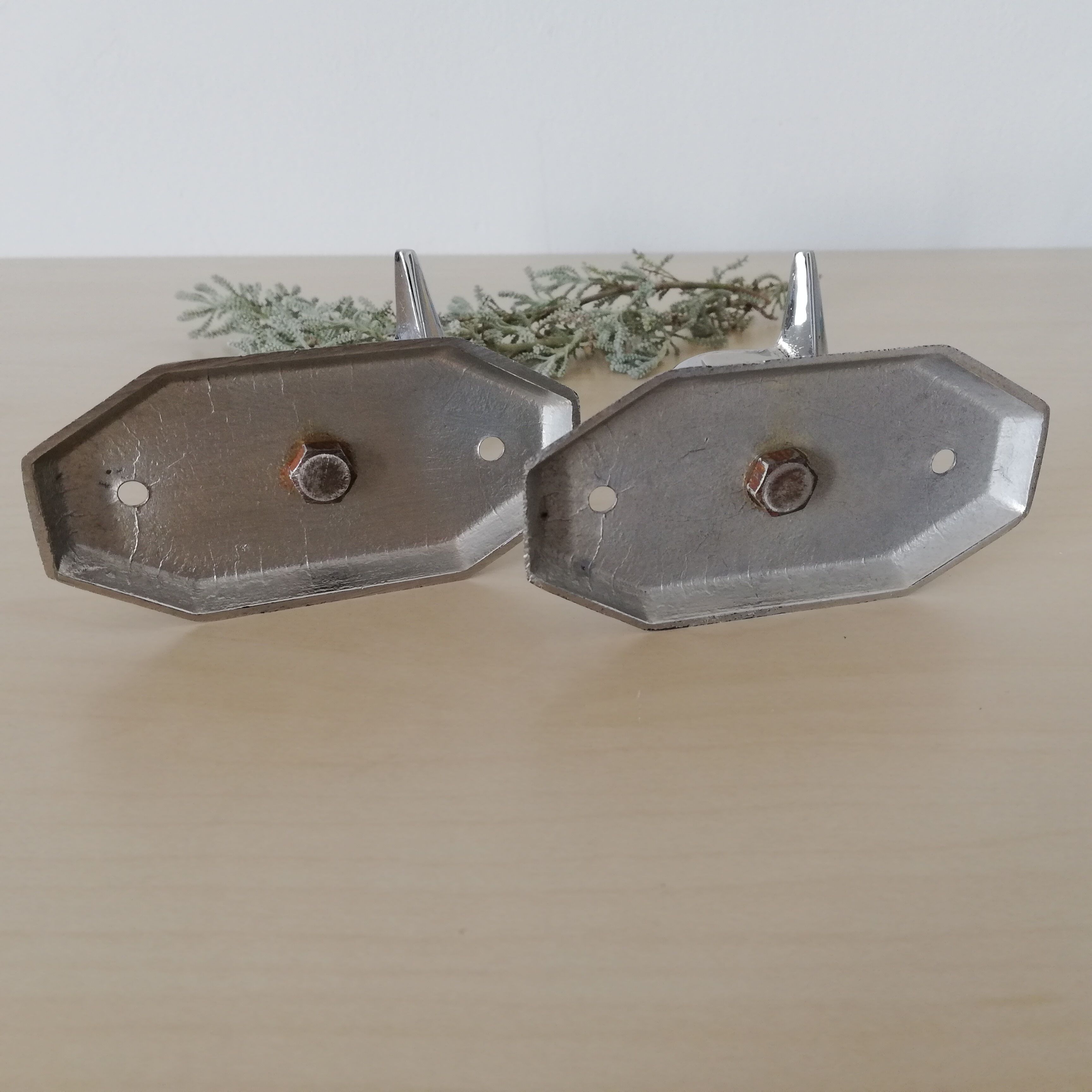 Pair of chrome metal pads