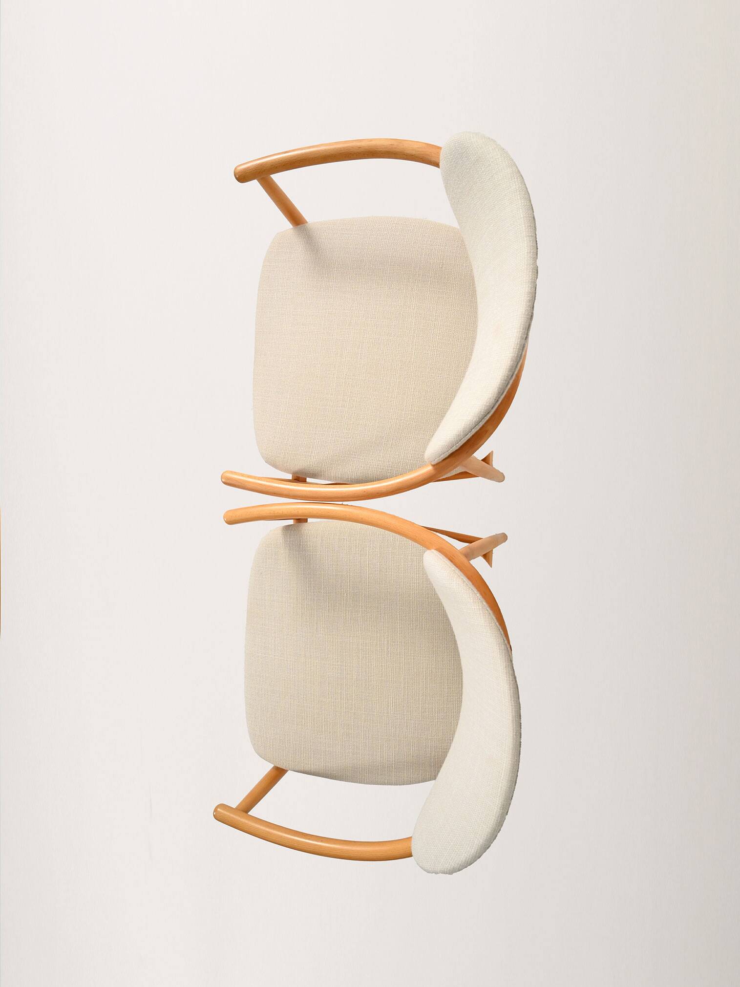 Paire de fauteuils "Pluto" par Alf Svensson