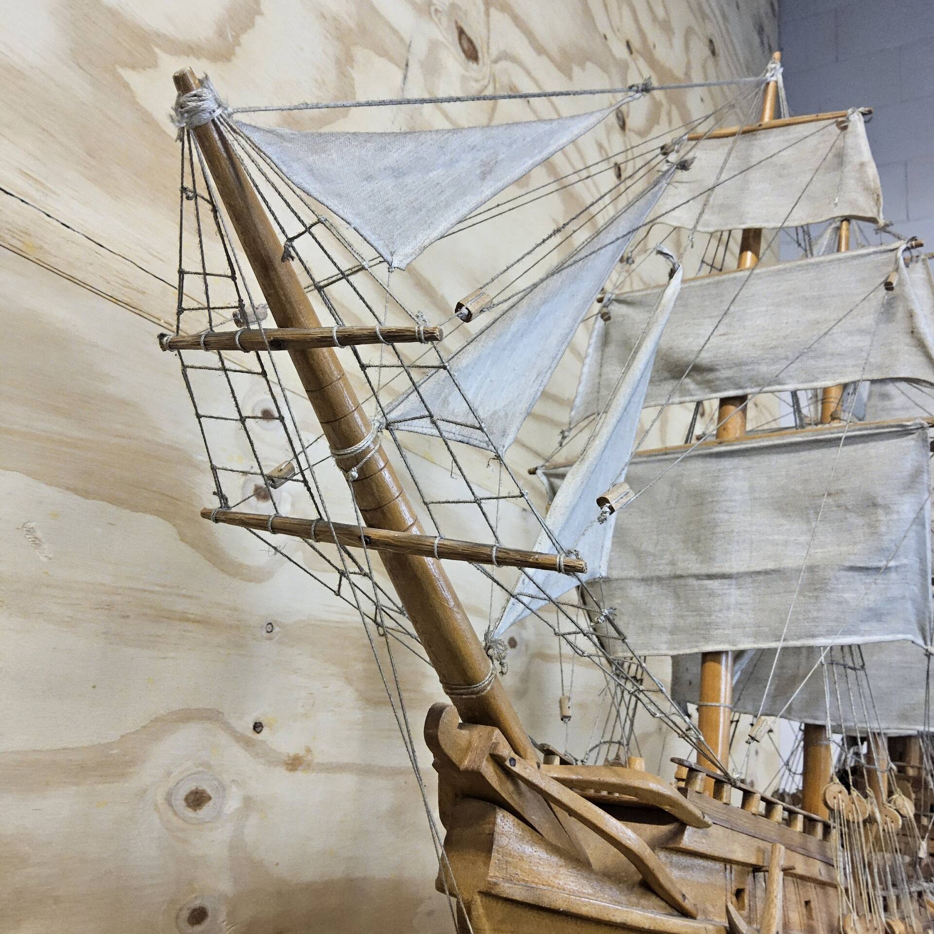 Unique V.O.C model ship from tree trunk (fully handmade)
