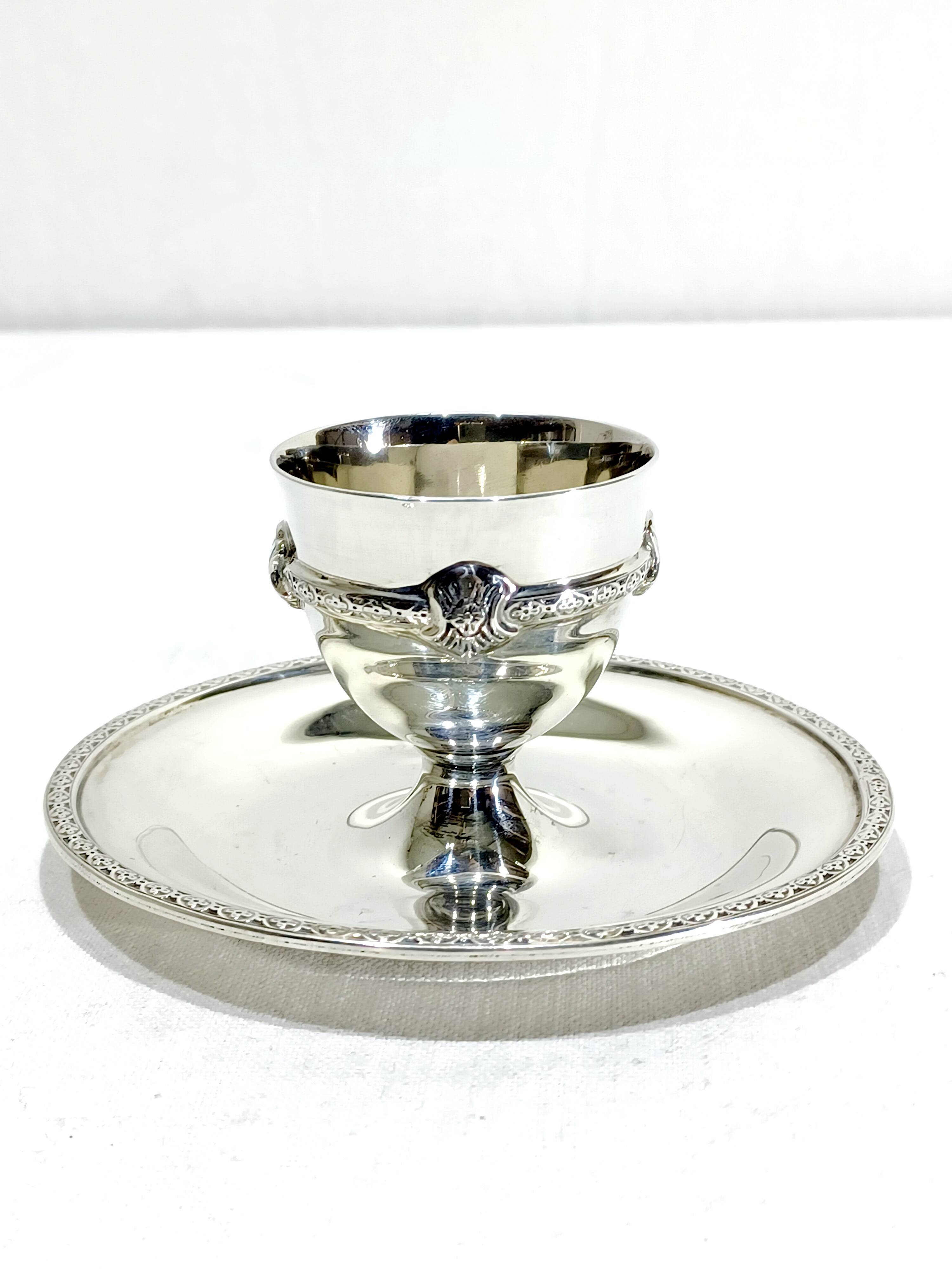 England - Solid silver egg cup