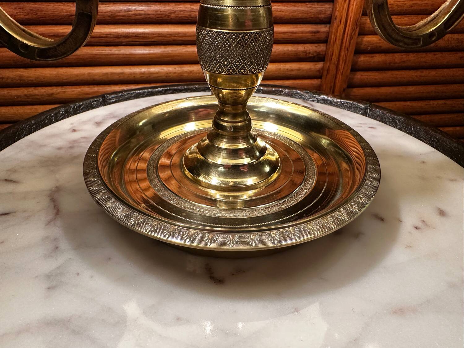 Empire style bouillotte lamp in brass and green sheet metal - Electricity