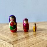 Matryoshka - Series of 9 vintage Russian dolls