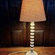 Lampe de table italienne des années 70 avec des sphères empilées.