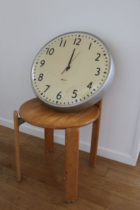 format simplex wall clock