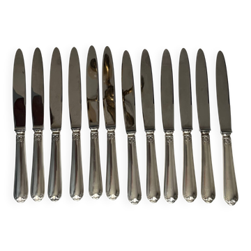12 silver-plated metal knives