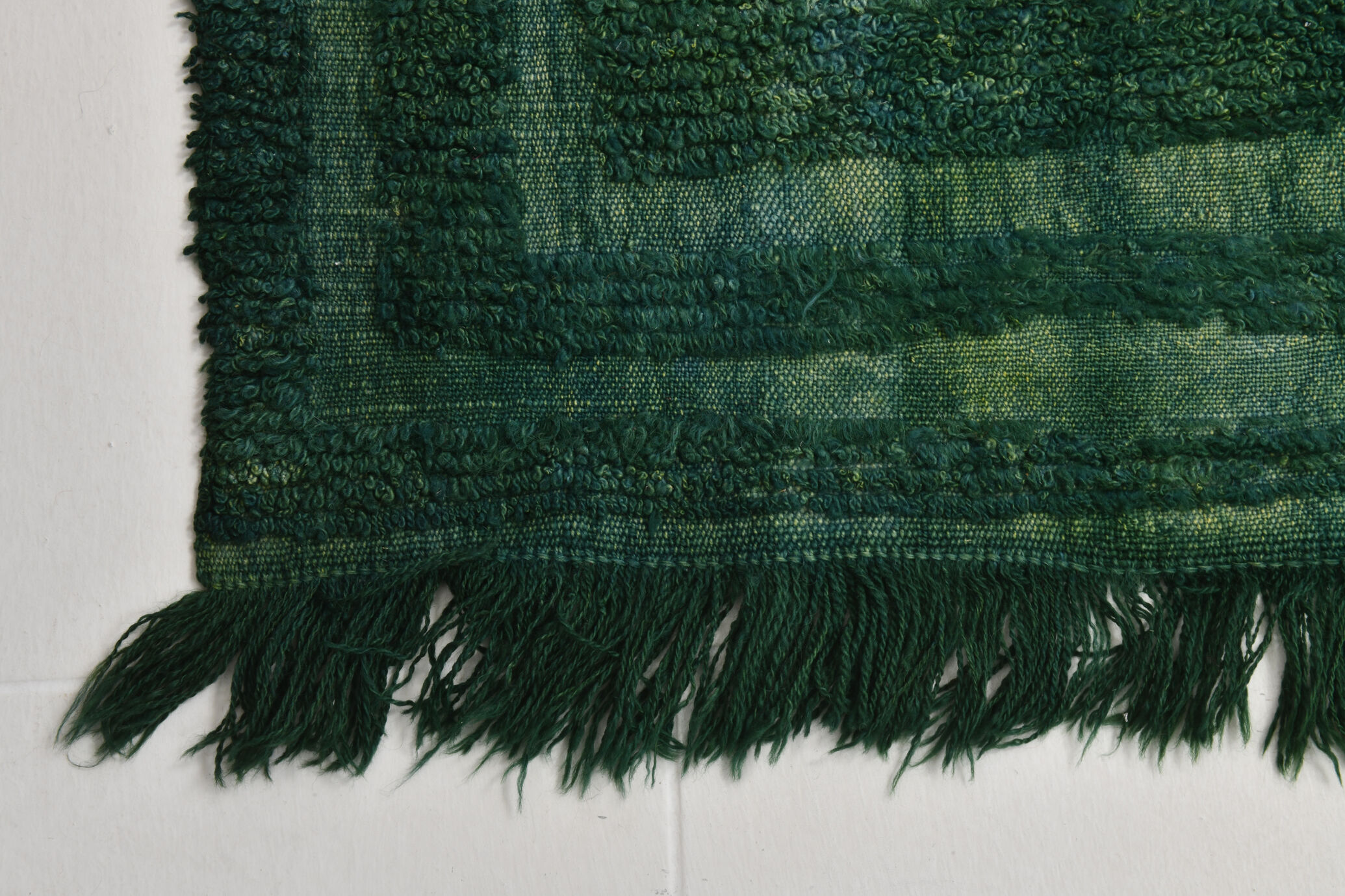 3x3 square green vintage rug 94x105cm