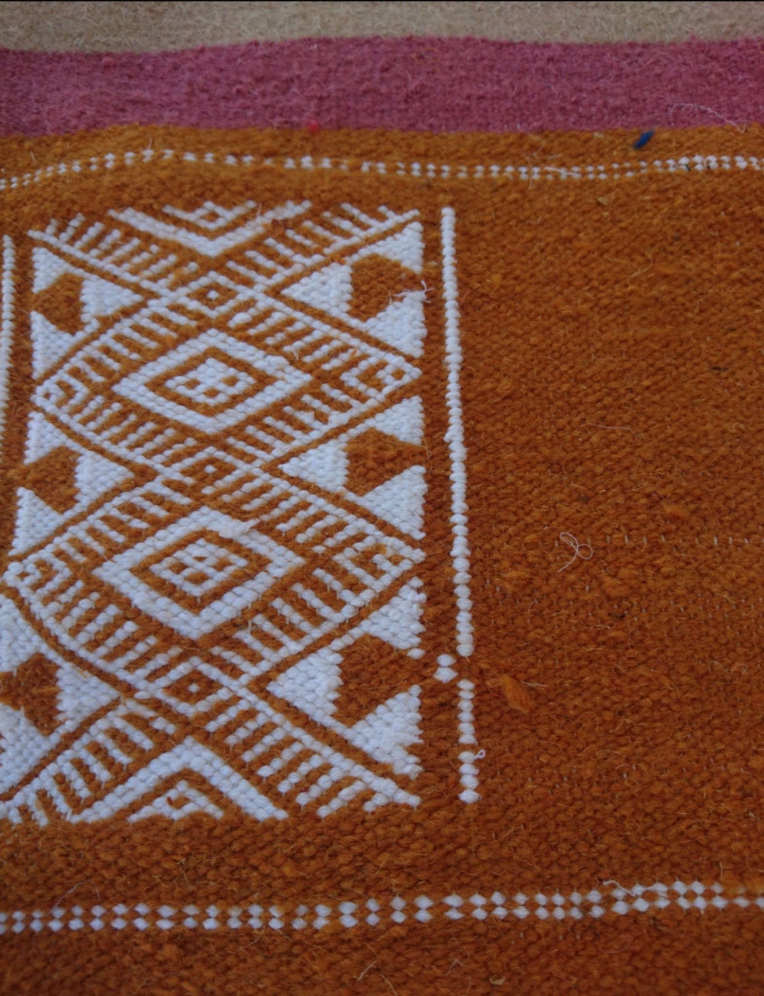 Tapis kilim orange bleu blanc fait à la main, 120x65cm