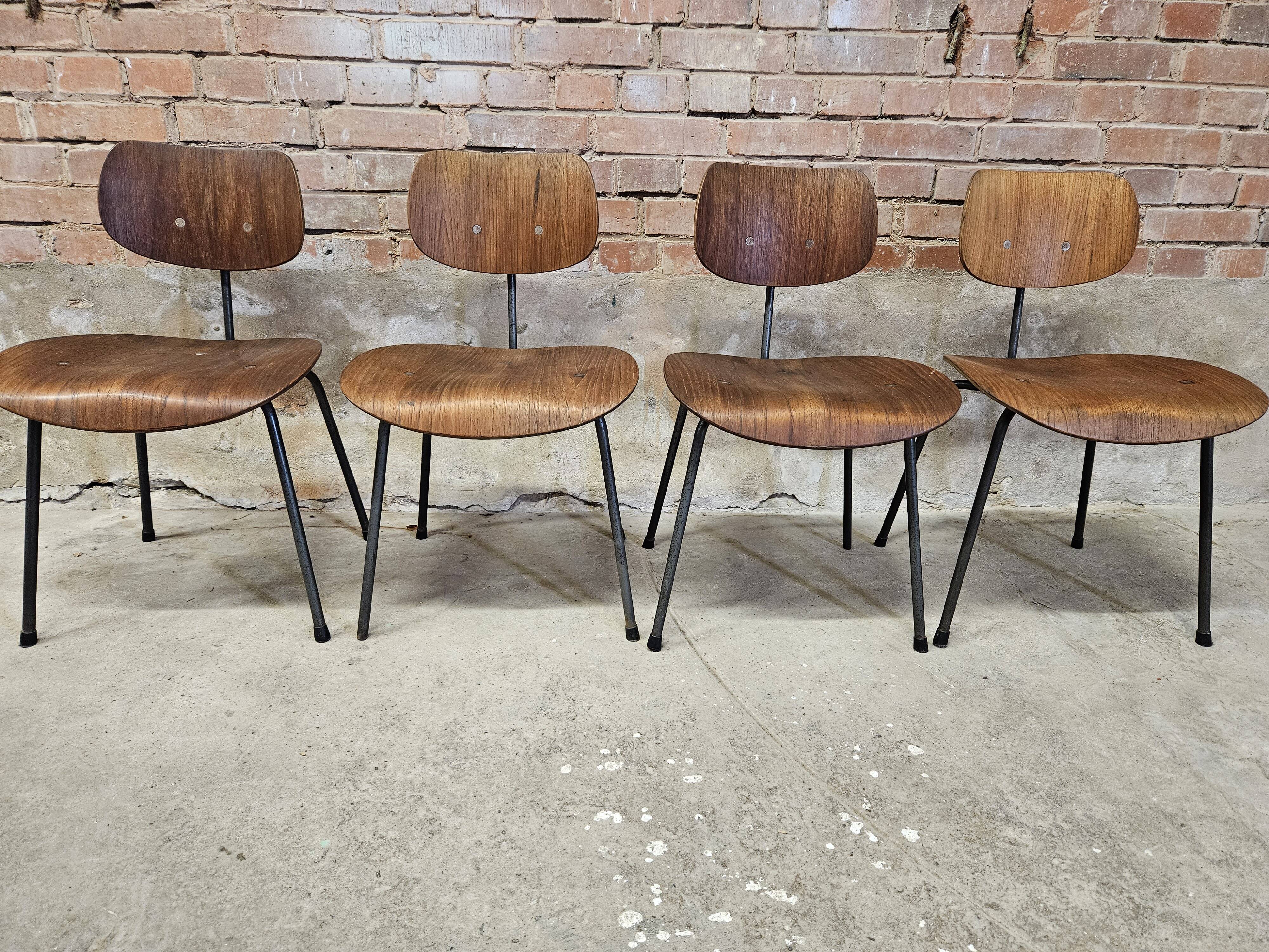 Set de 4 chaises  vintage Se 68 par Egon Eiermann pour Wilde+Spieth 1950"