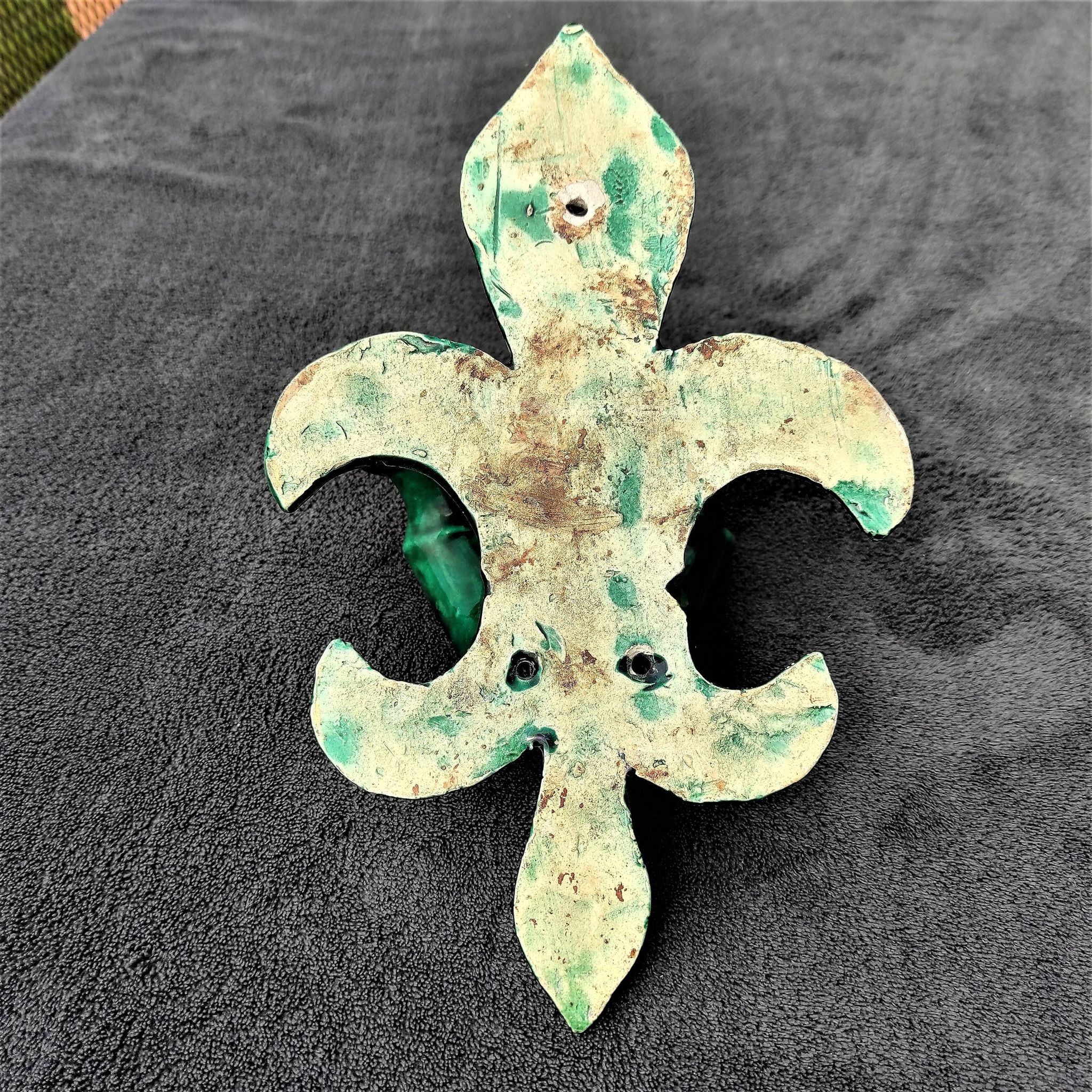 Applique bougeoirs fleur de lys en céramique verte