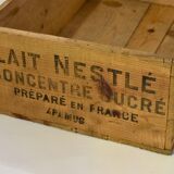 Nestlé wooden old