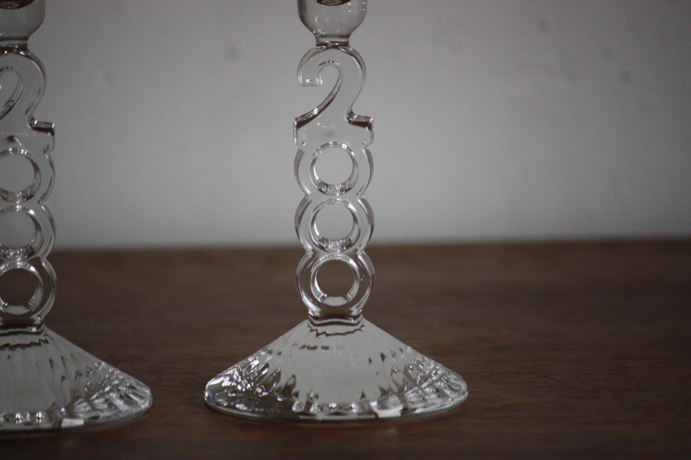 2 vintage champagne flutes in arques crystal