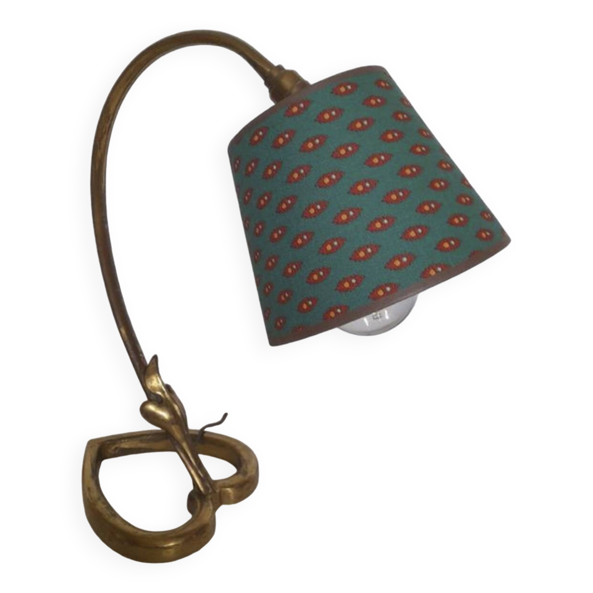 Vintage heart-shaped desk lamp