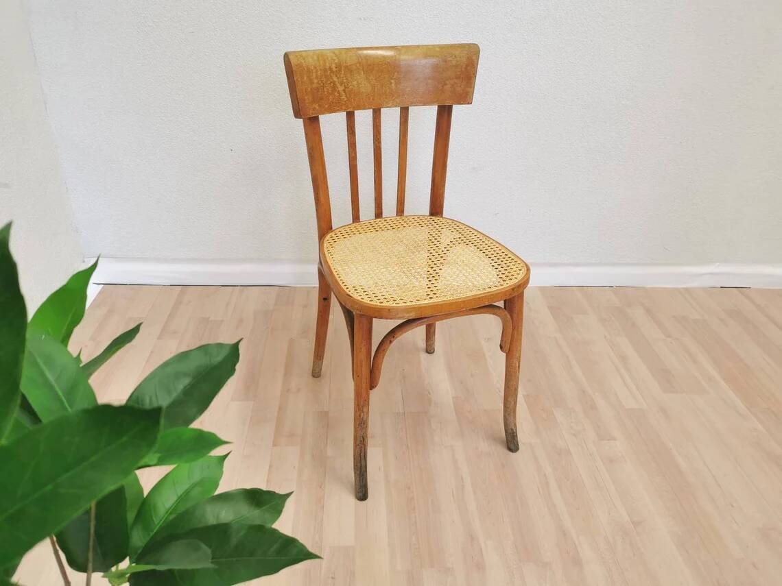 Chaise de salle à manger vintage en rotin : Yougoslavie des années 1970, intérieur bohème