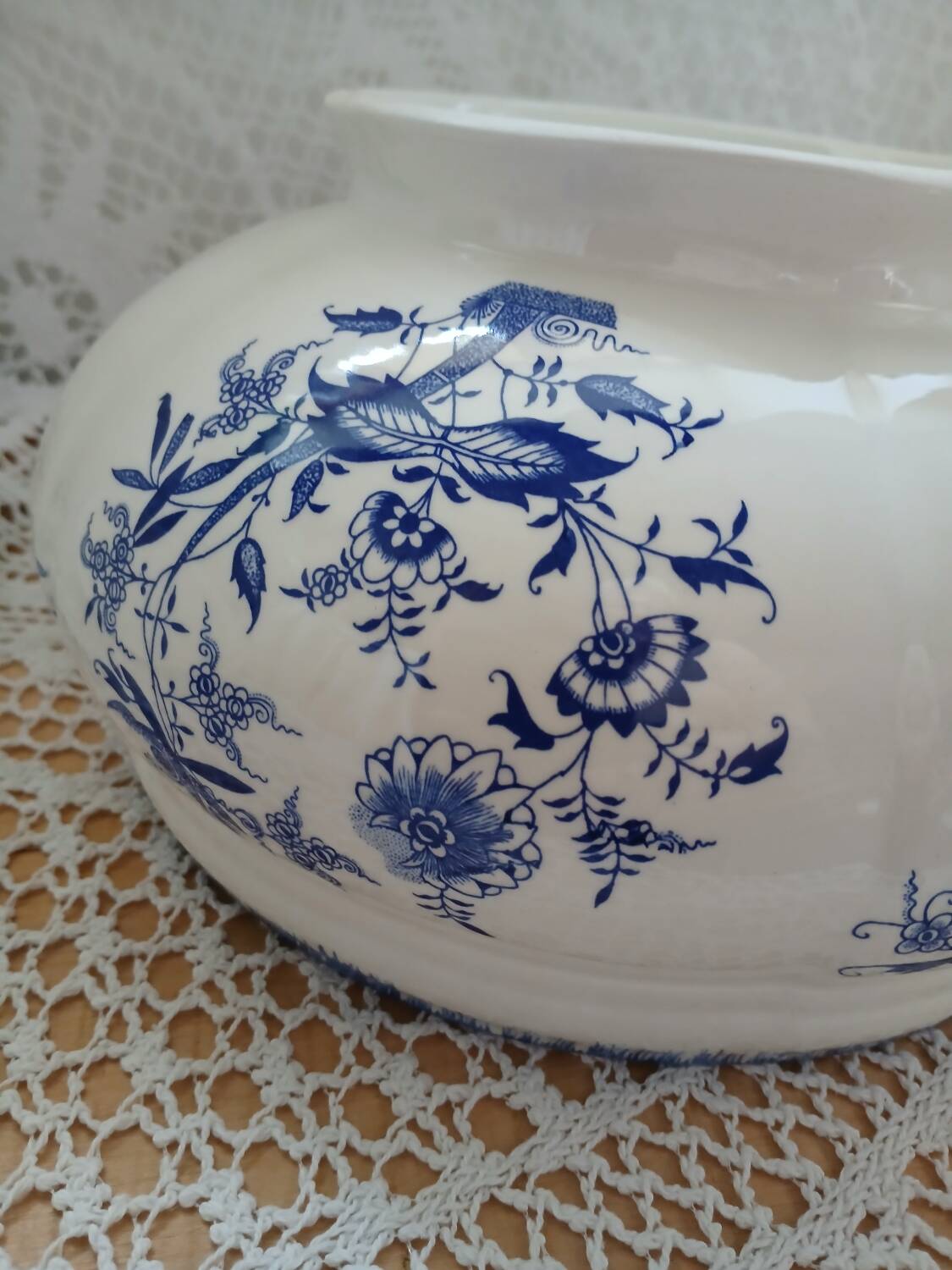 Antique "Lancaster" soup tureen from Sarreguemines