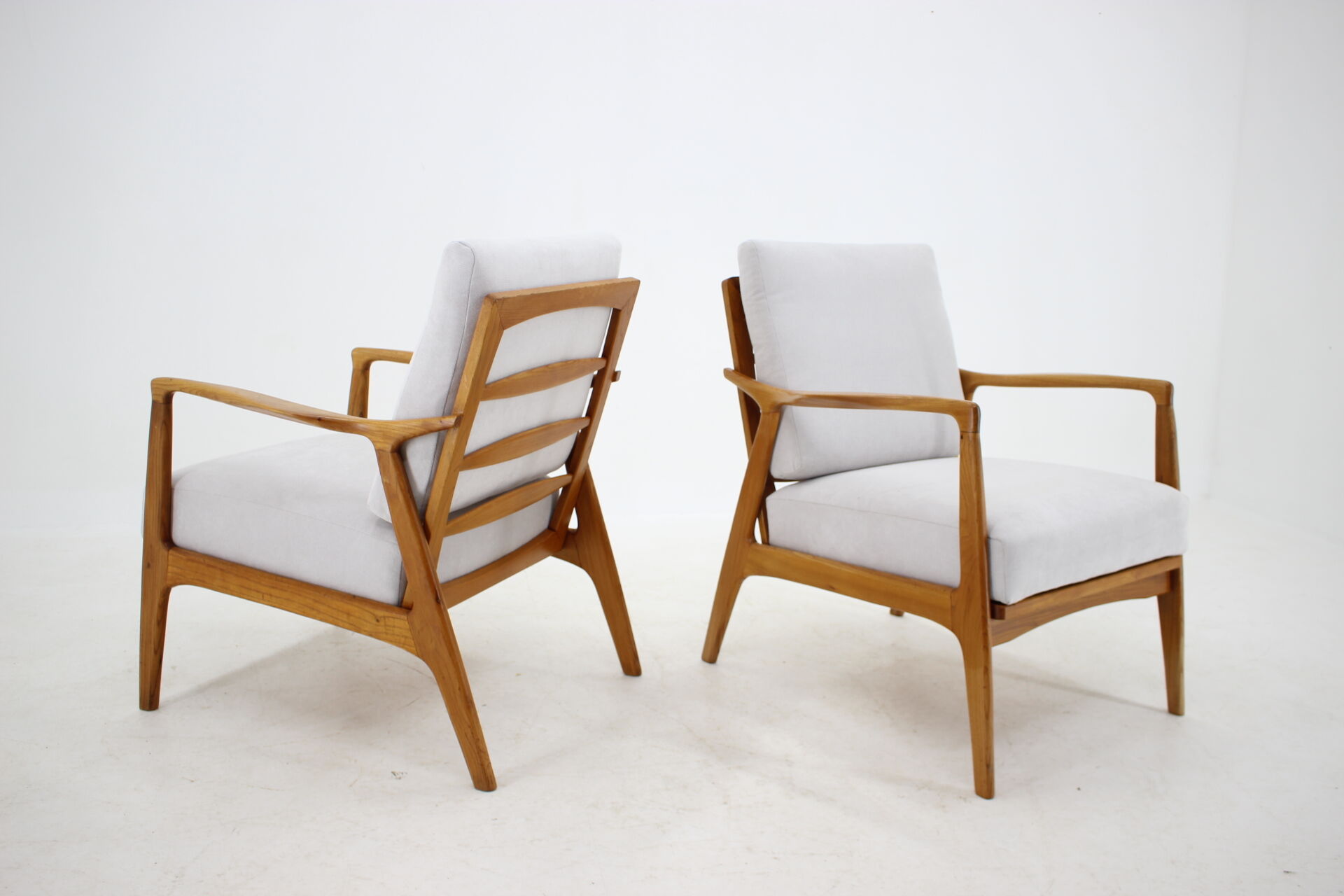 1960s Paire de fauteuils en hêtre par Drevotvar, Tchécoslovaquie