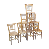 Un lot de 7 chaises