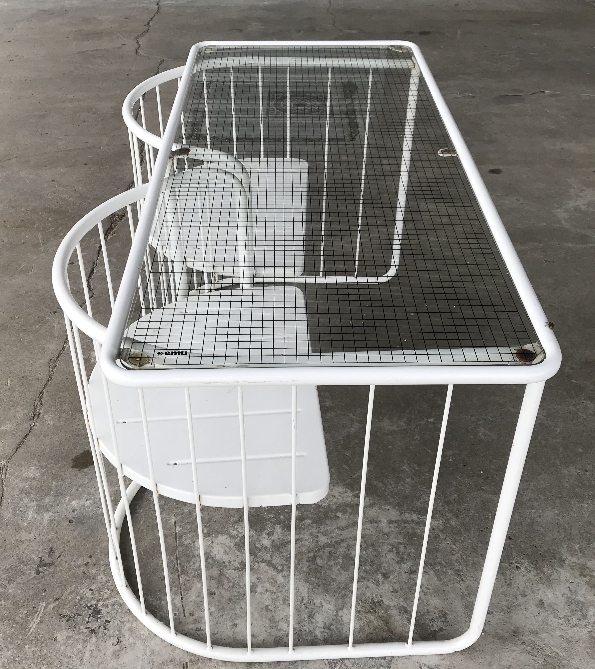 Vintage70's, Emu table in metal and glass, chairs swivelling under the table