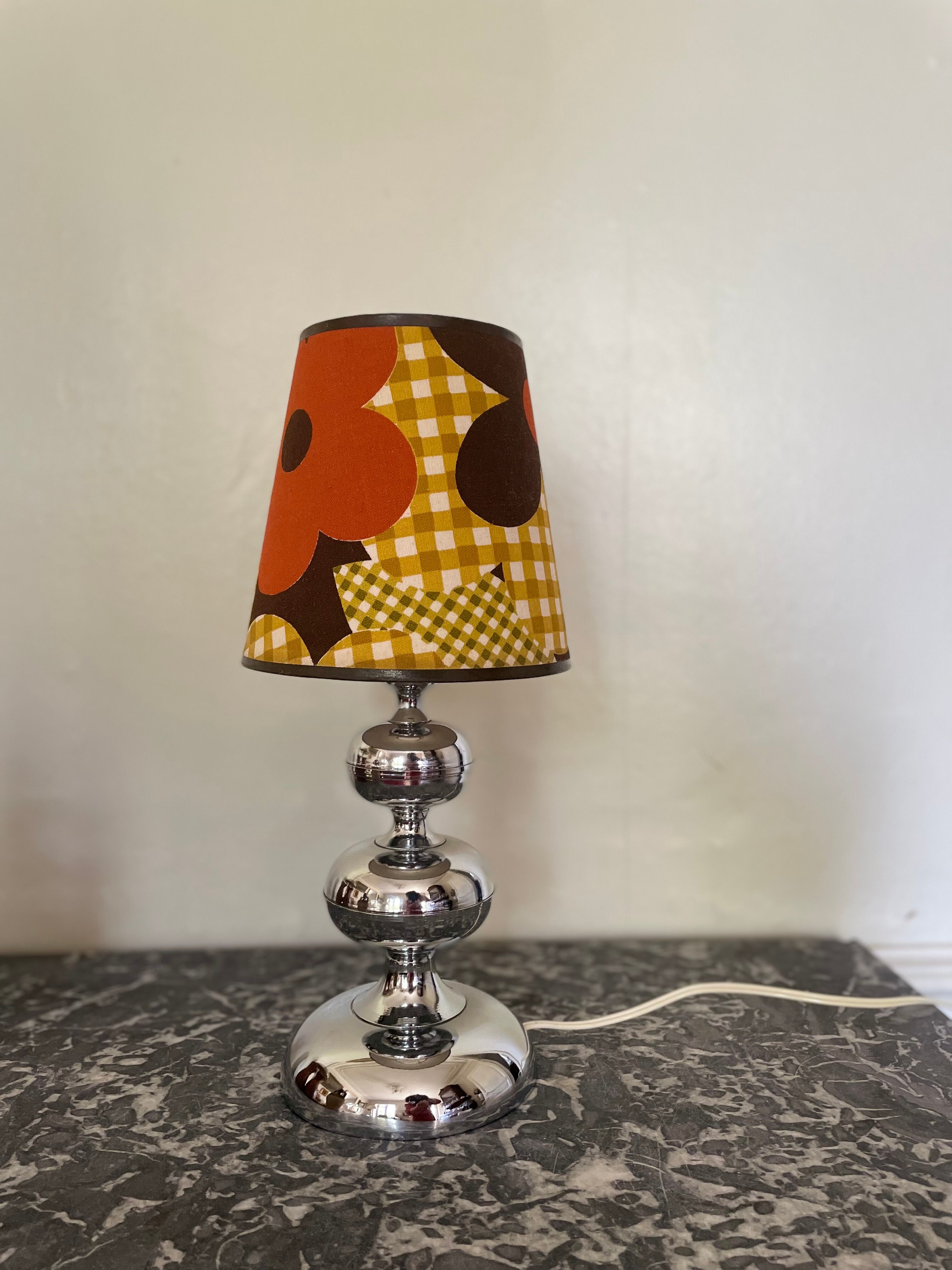 Lampe chromée années 70