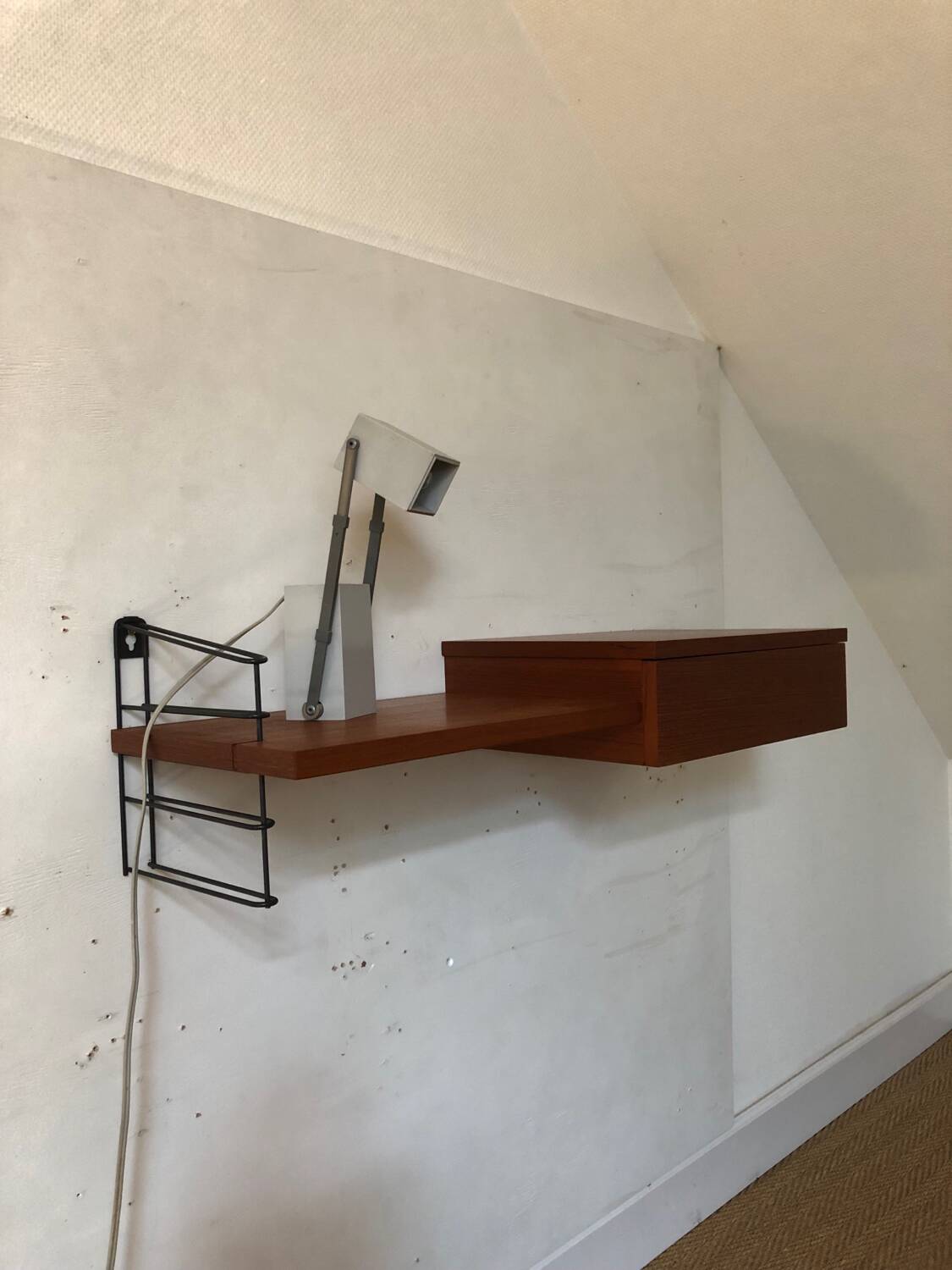 Wall console