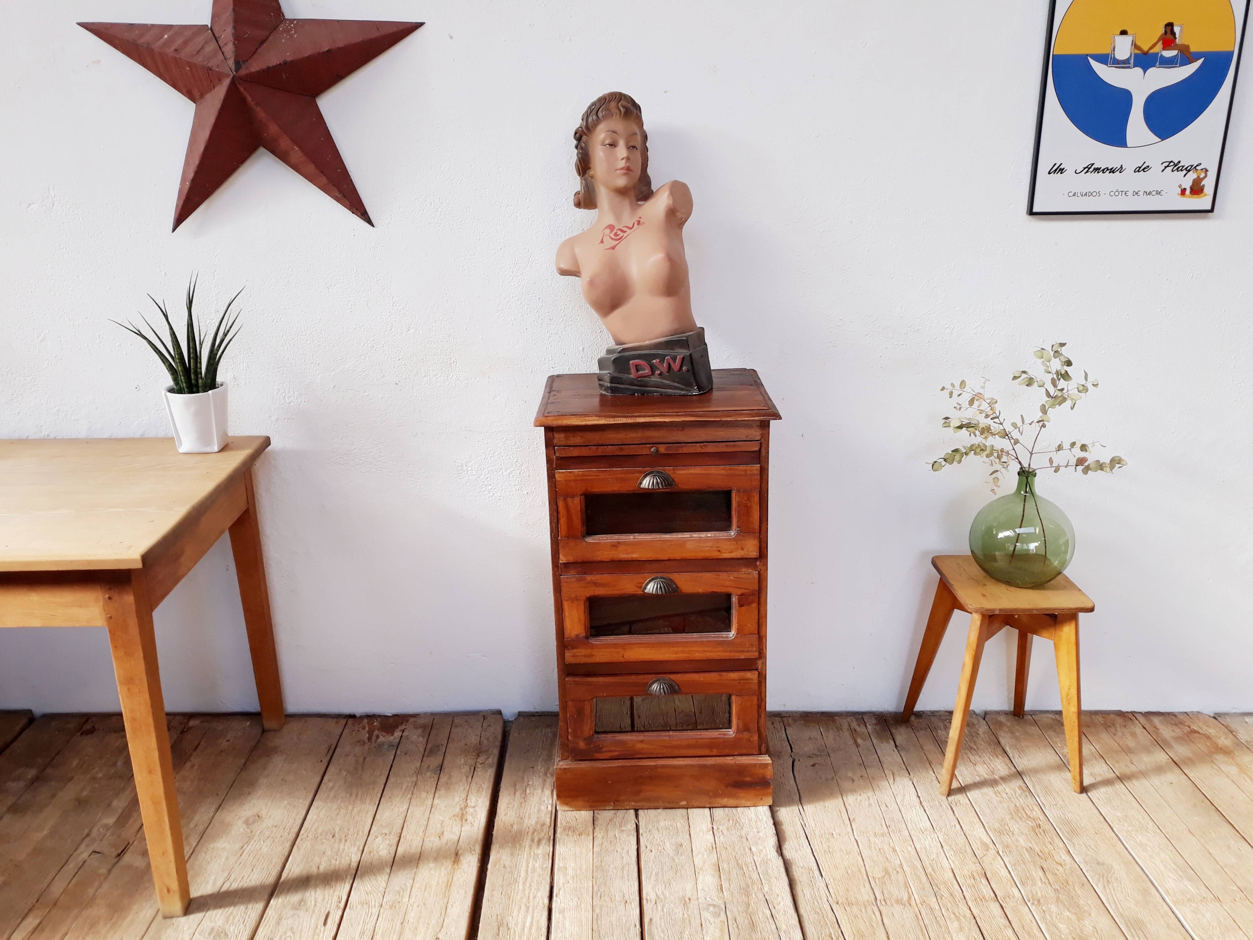 Feed store craft furniture