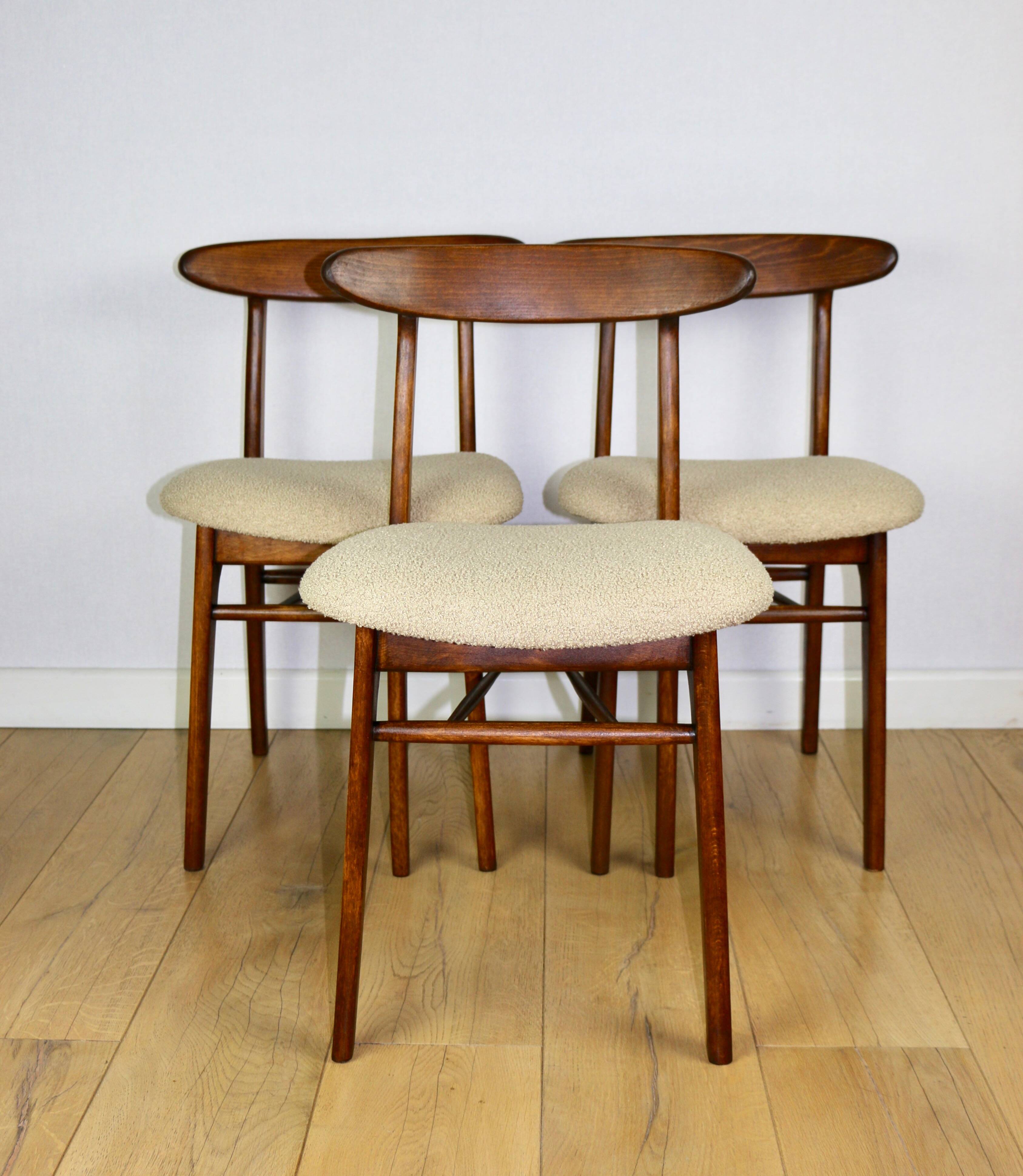 Chaises vintage Hałas beige bouclé - lot de 3