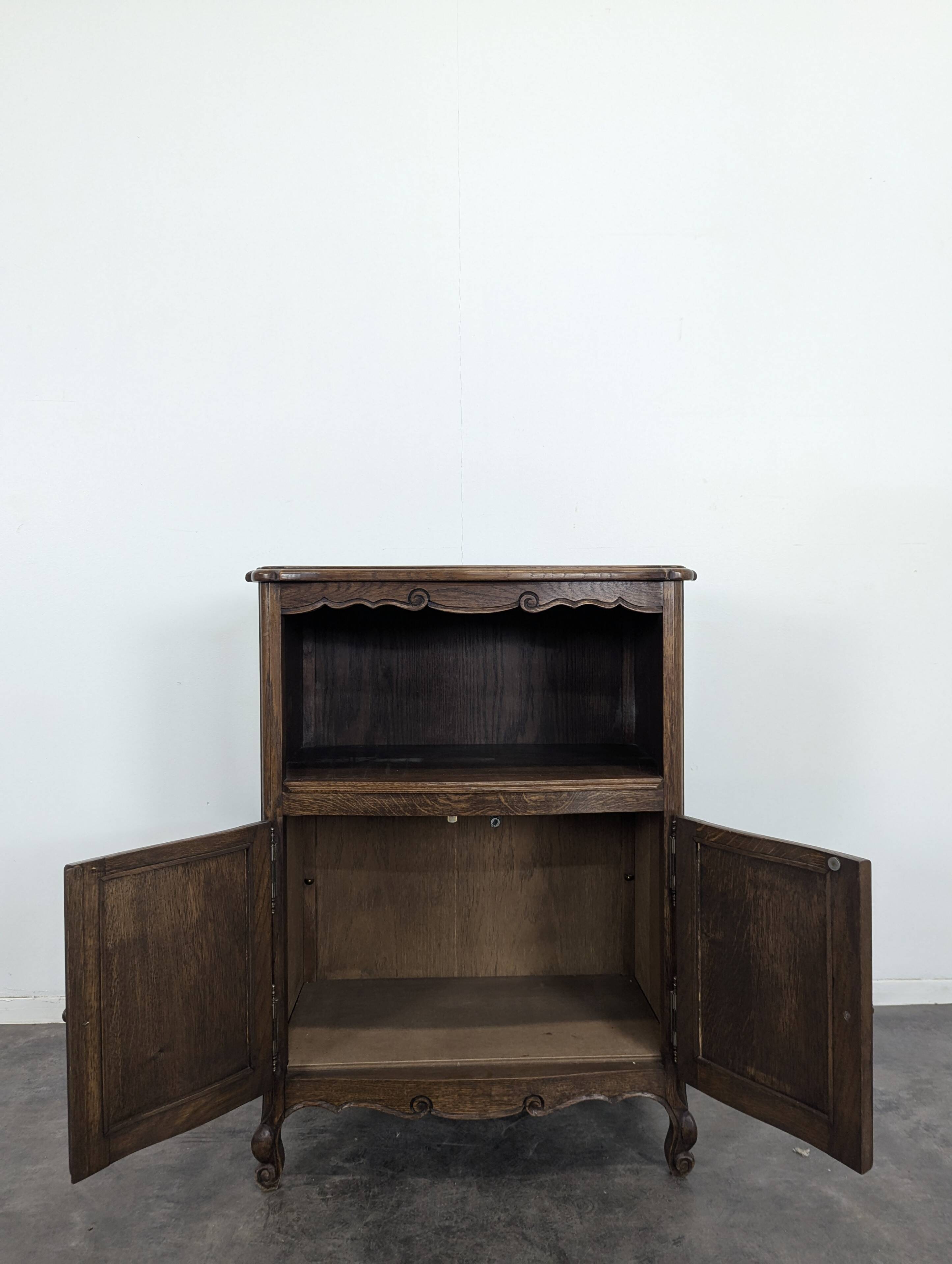 Rustic oak bookcase