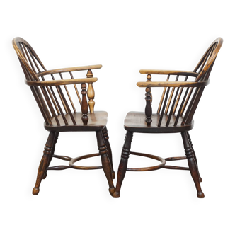Set of 2 antique 18th-century English lowback Windsor dining chairs