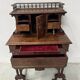 Bureau a gradins en bois décoré de pyrogravures XIX siècle