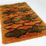 1970s vintage rug carpet psychedelic pop design