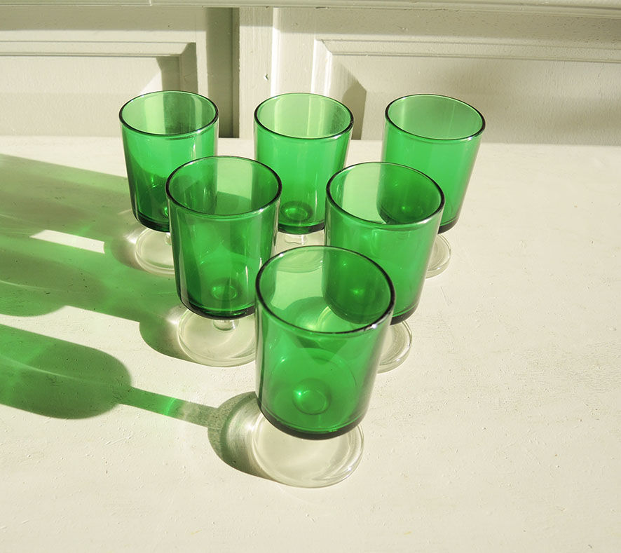 6 old luminarc foot glasses dark green h9,2 cm