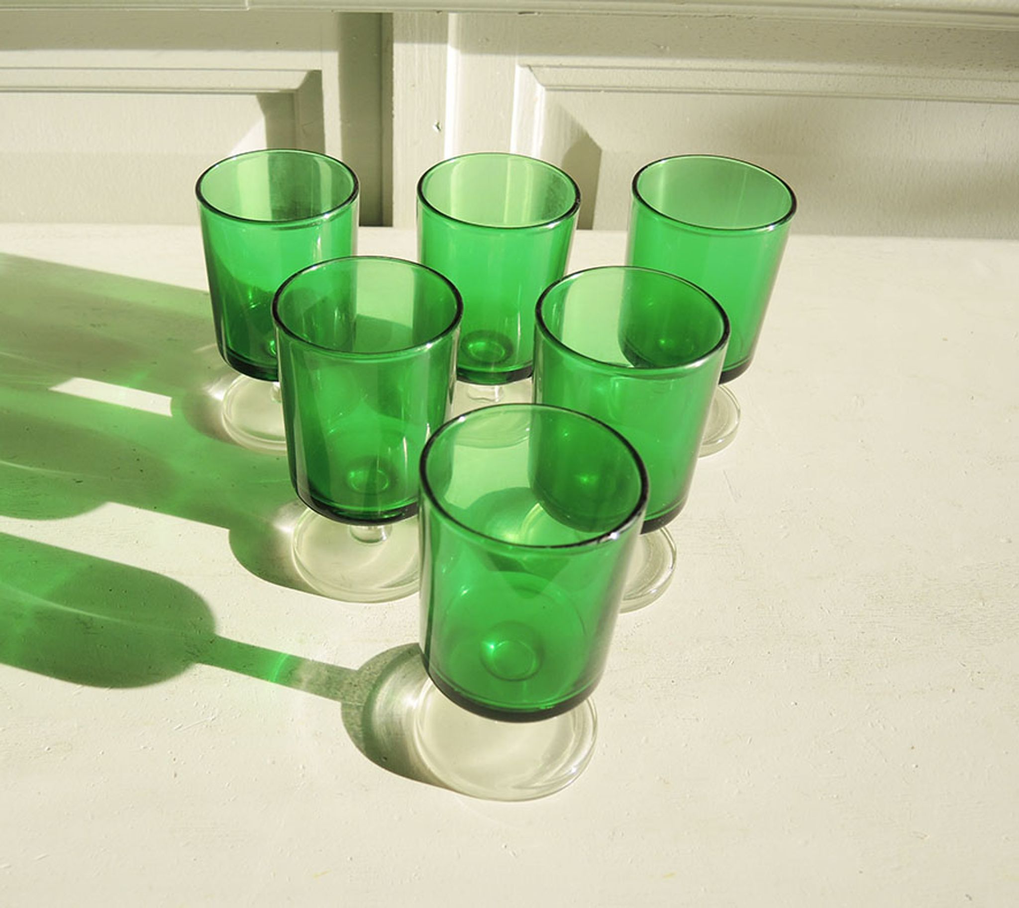 6 old luminarc foot glasses dark green h9,2 cm