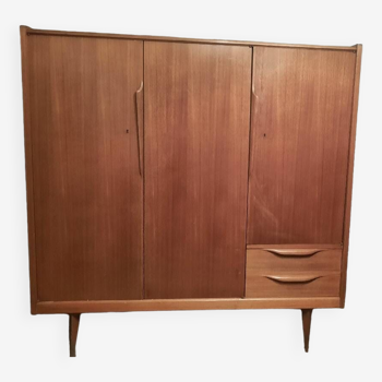 Armoire style scandinave