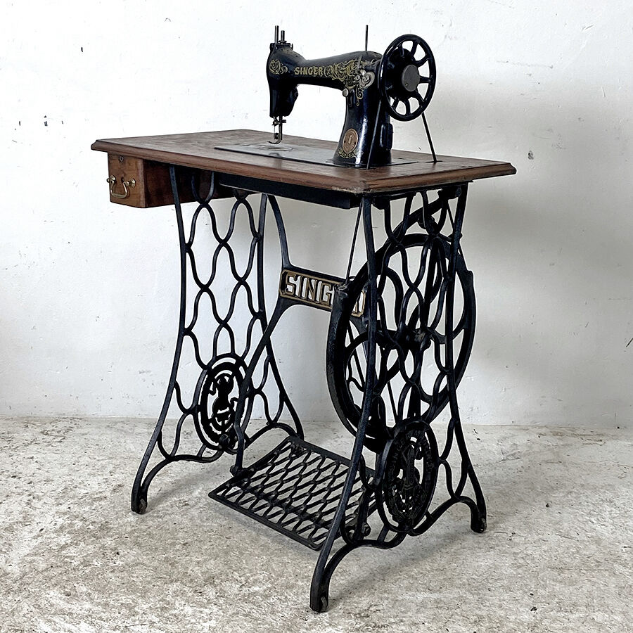 Machine à coudre Singer 1930