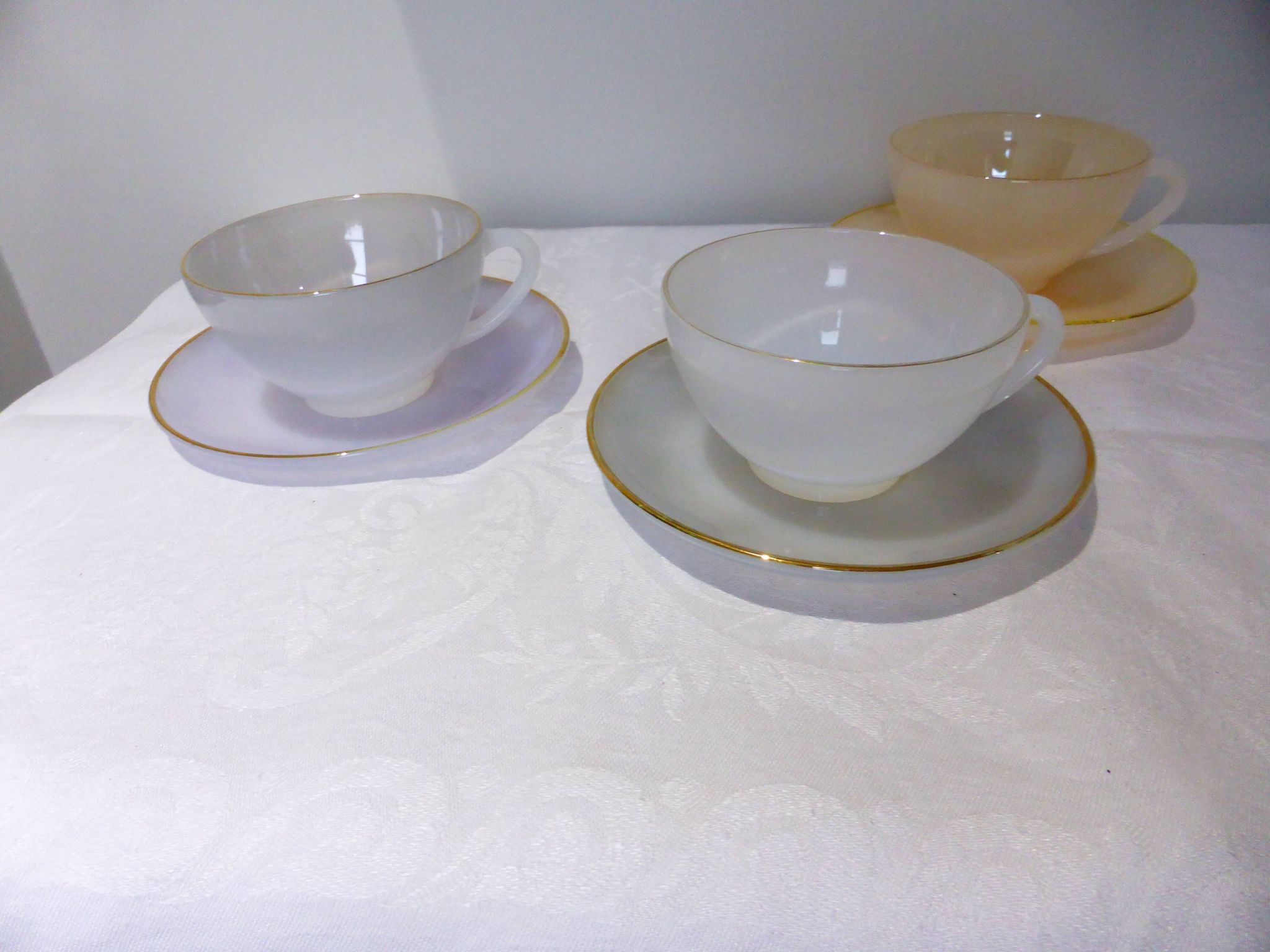 3 vintage Harlequin 211291 tea or chocolate cups and saucers.