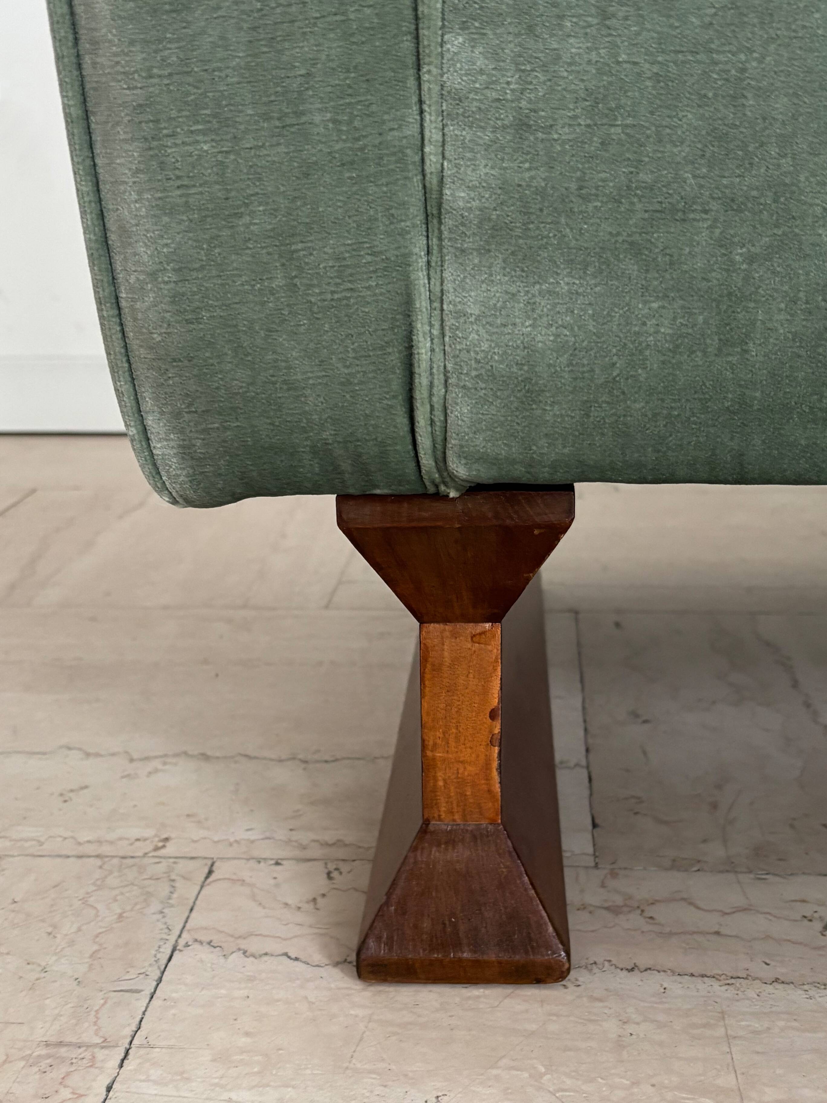 Canapé 2 places en velours Franco Albini pour Poggi, modèle DV33, Italie, années 1960.