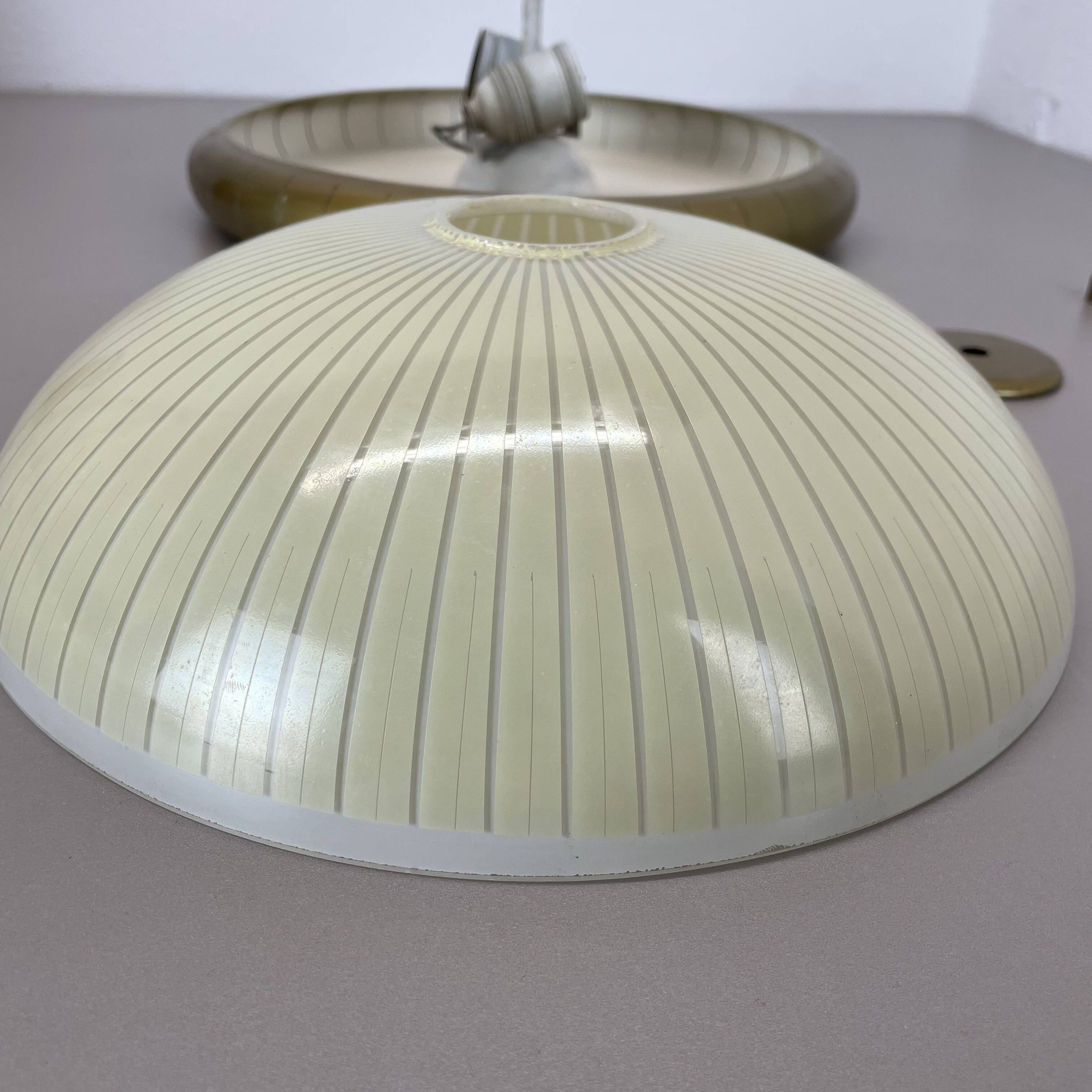round 36cm metal Gino Sarfatti Style wall Ceiling Light Flushmount, Italy 1950s