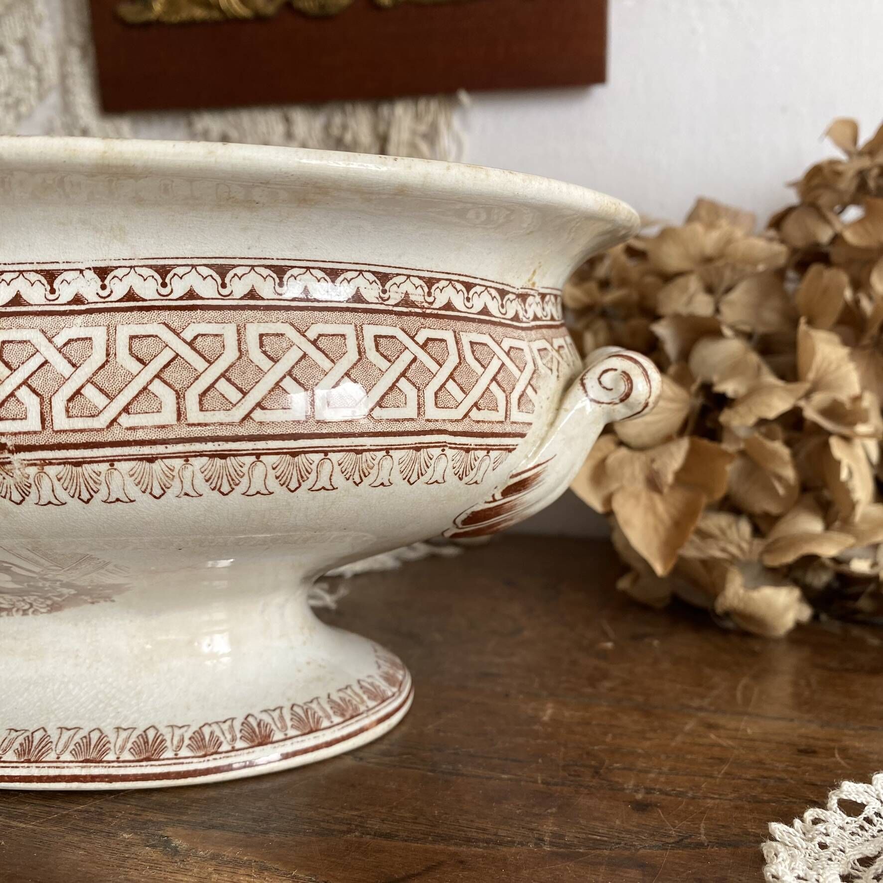 Antique vegetable dish in English ironstone "Princess Alexandra"