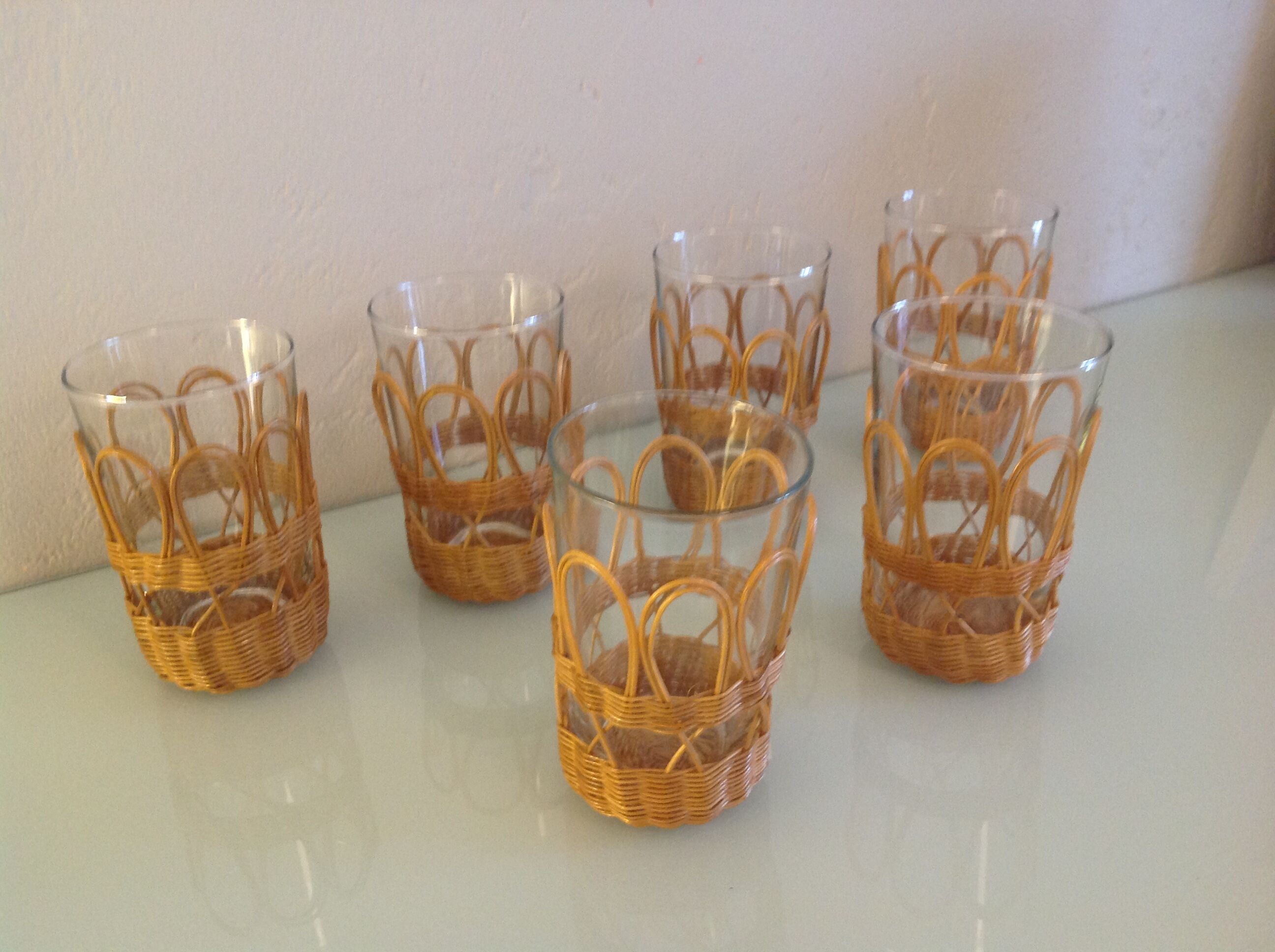 Ensemble de 6 anciens verres à eau