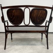Curved bench Secession by Thonet Mundus