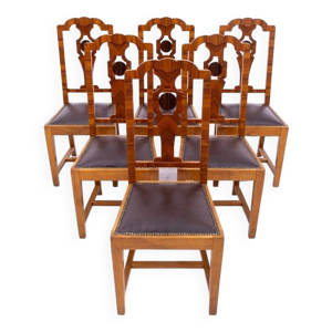 Un ensemble de chaises