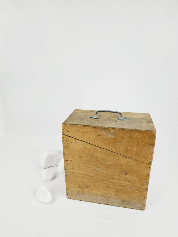 Boîte de rangement en bois