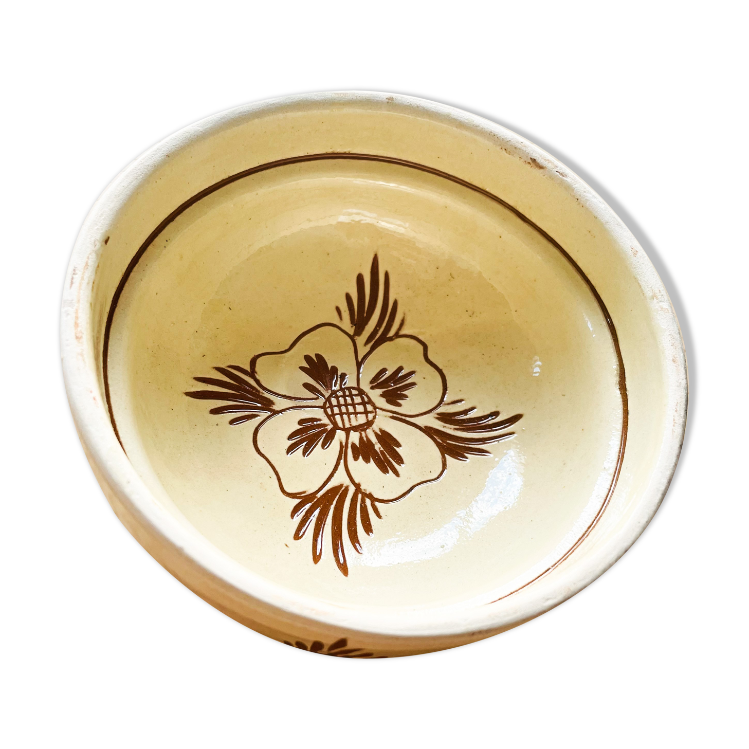 Romanian ceramic bowl